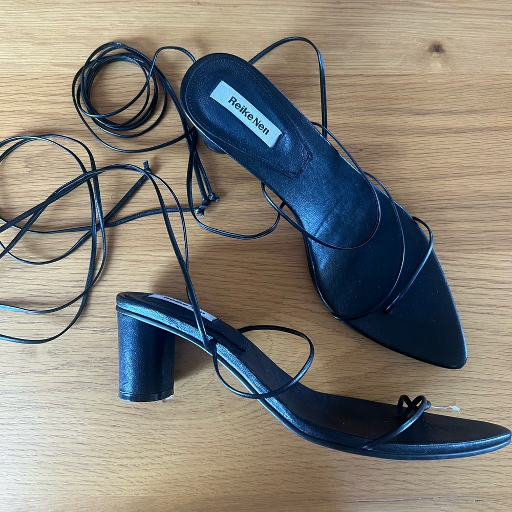 REIKE NEN - Odd Pair Sandals in Black - Picture 5 of 9